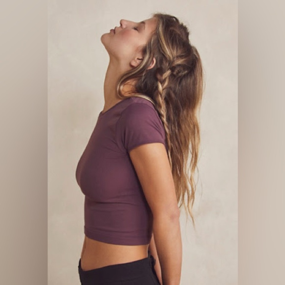 Free People Intimately Cap Sleeve Seamless Cami in Brandy Wine - SIZE XS/S